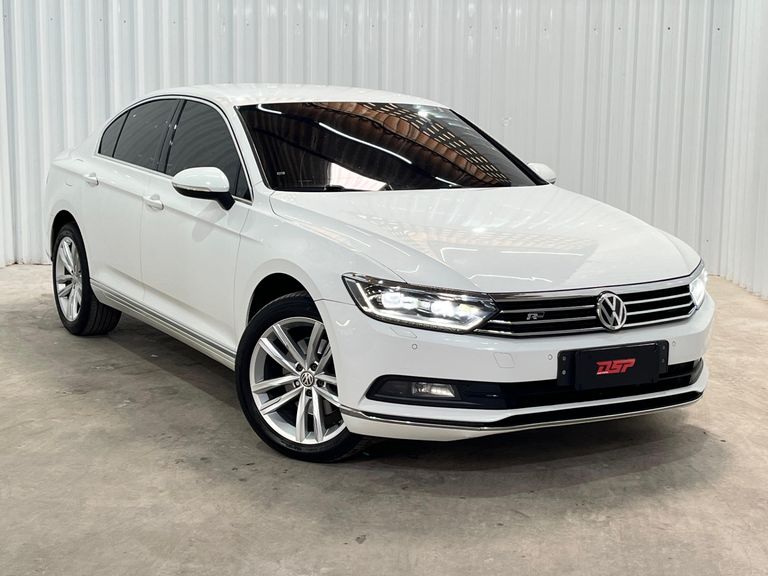 VolksWagen Passat Highline 2.0 TSI 220cv Tip.