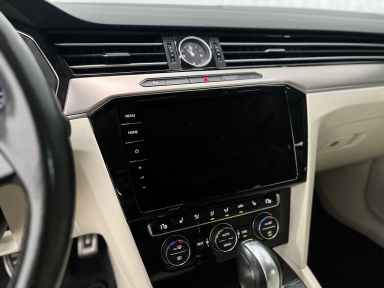 VolksWagen Passat Highline 2.0 TSI 220cv Tip.