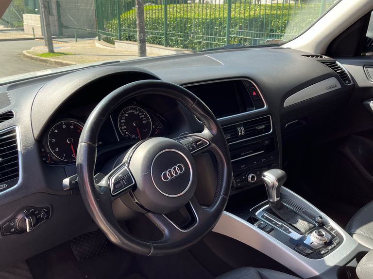 Audi Q5 2.0 16V TFSI 225cv Quattro Tiptronic