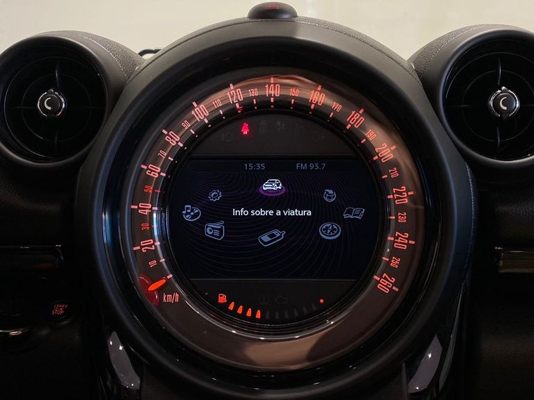 Mini COOPER COUNTRYMAN