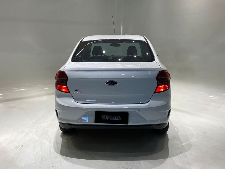 Ford SE PLUS 1.5 SEDAN