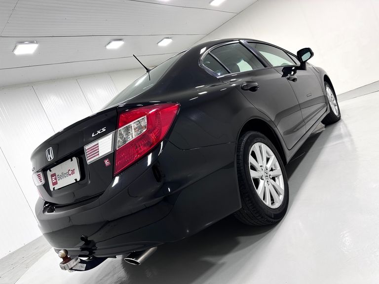 Honda Civic Sedan LXS 1.8/1.8 Flex 16V Aut. 4p