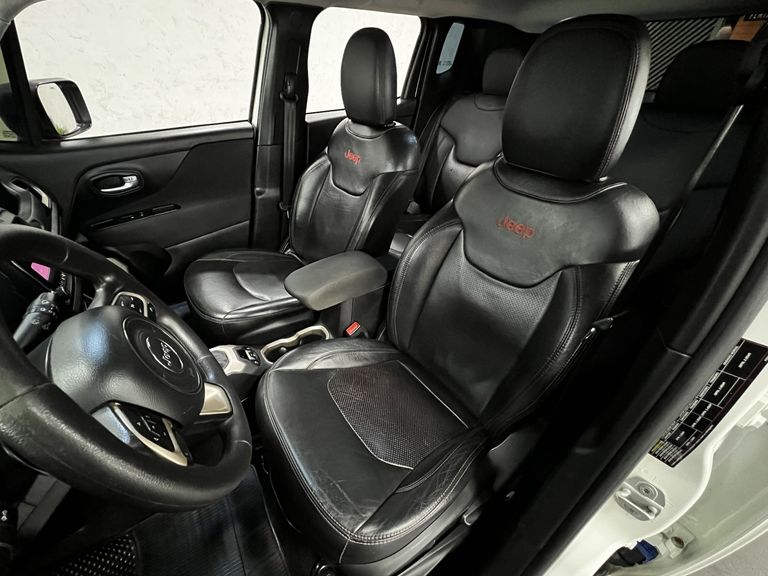 Jeep Renegade Sport 1.8 4x2 Flex 16V Aut.