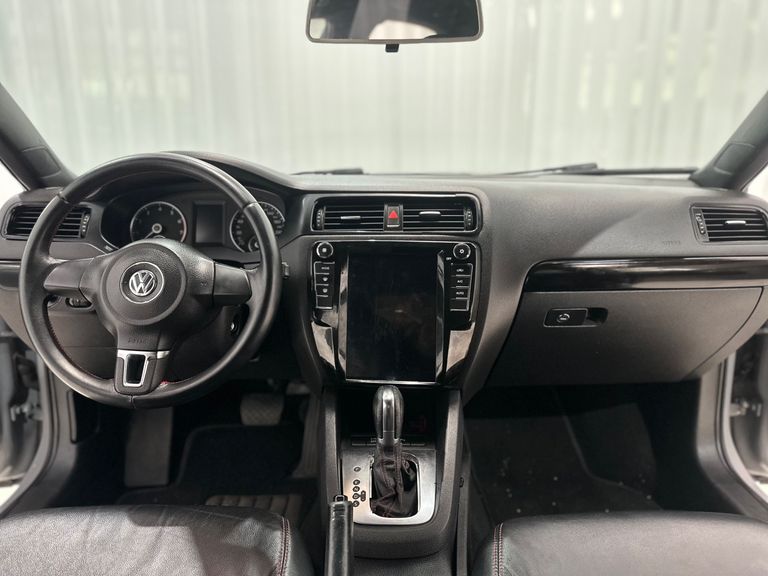 VolksWagen JETTA Comfortline 2.0 T.Flex 8V 4p Tipt.