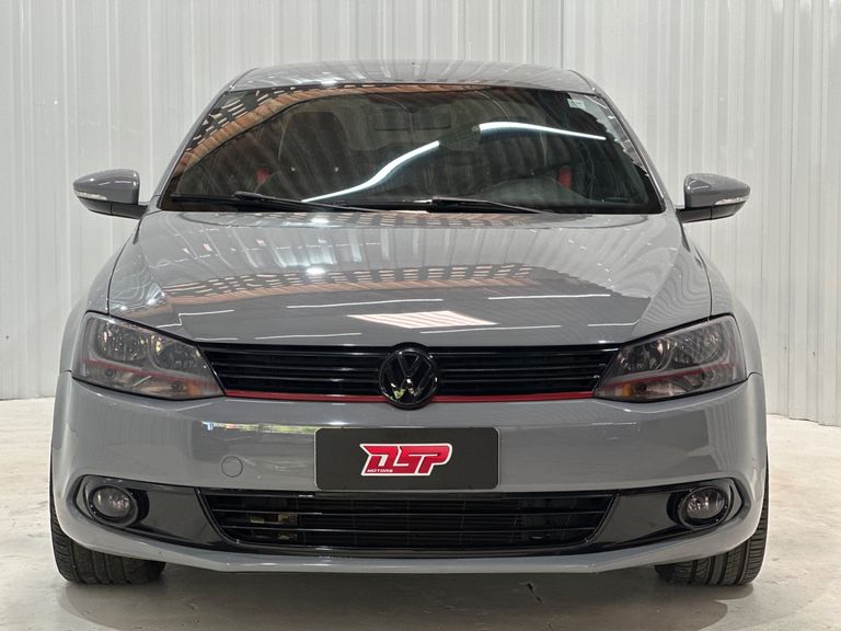 VolksWagen JETTA Comfortline 2.0 T.Flex 8V 4p Tipt.