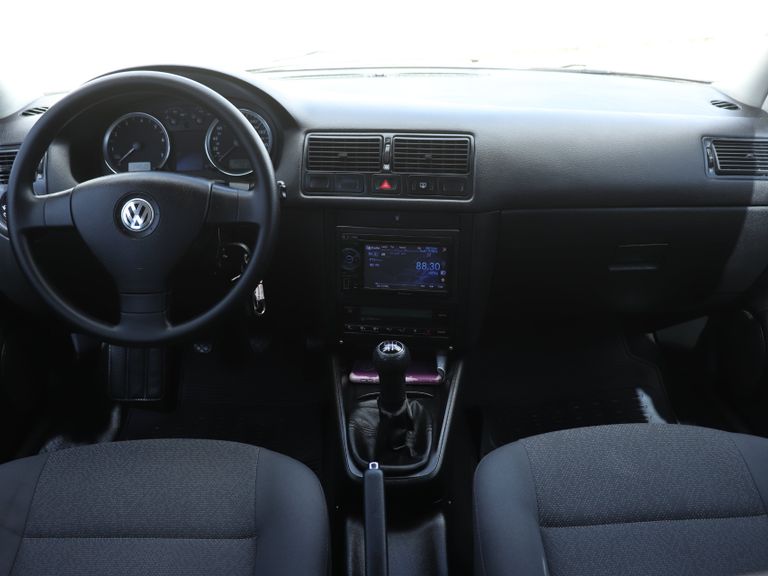 VolksWagen Golf 1.6 Mi Total Flex 8V 4p