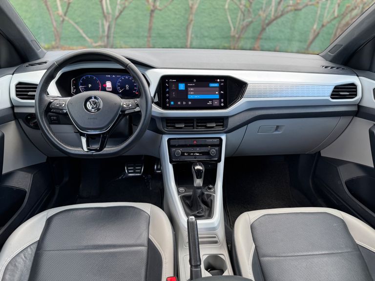 VolksWagen T-Cross Highline 1.4 TSI Flex 16V 5p Aut