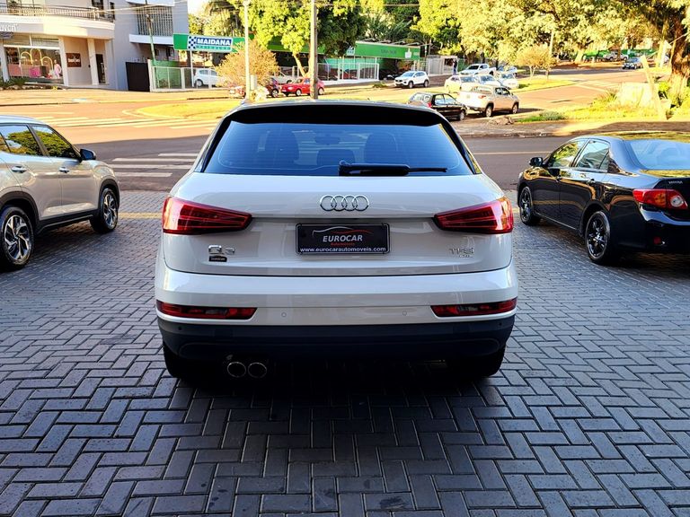 Audi Q3 1.4 TFSI/TFSI Flex S-tronic 5p