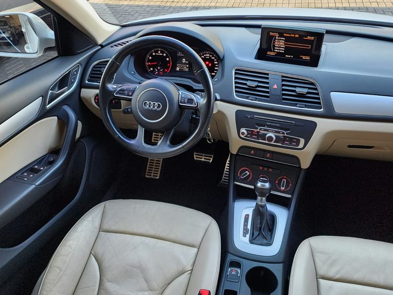 Audi Q3 1.4 TFSI/TFSI Flex S-tronic 5p