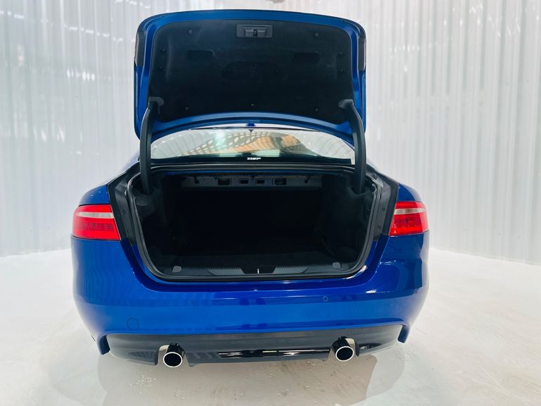 Jaguar XE 3.0 Supercharged S 380cv Aut.
