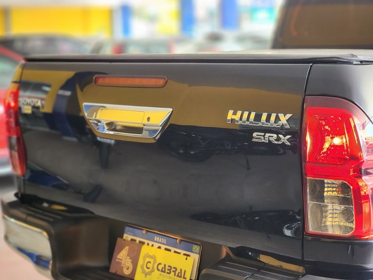Toyota Hilux CD SRX 4x4 2.8 TDI 16V Diesel Aut.