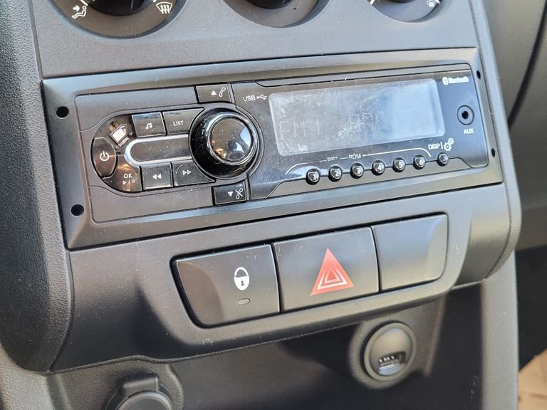 Citroën C3 Attraction Pure Tech 1.2 Flex 12V Mec