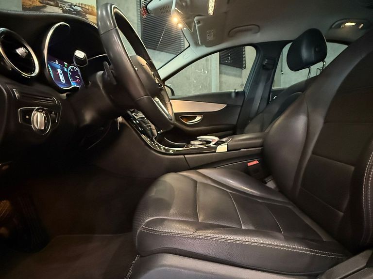 Mercedes C-180 CGI Avant. 1.6/1.6 FlexTB 16V Aut.