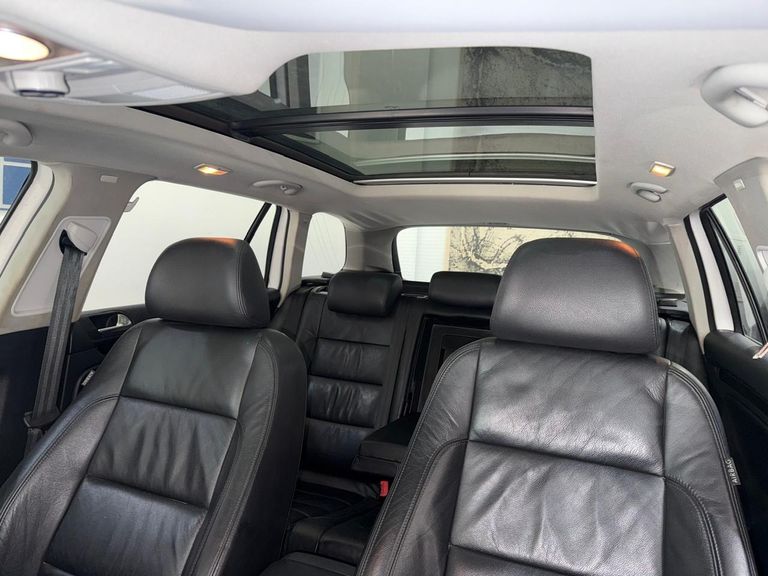 VolksWagen JETTA Variant 2.5 20V 170cv Tiptronic
