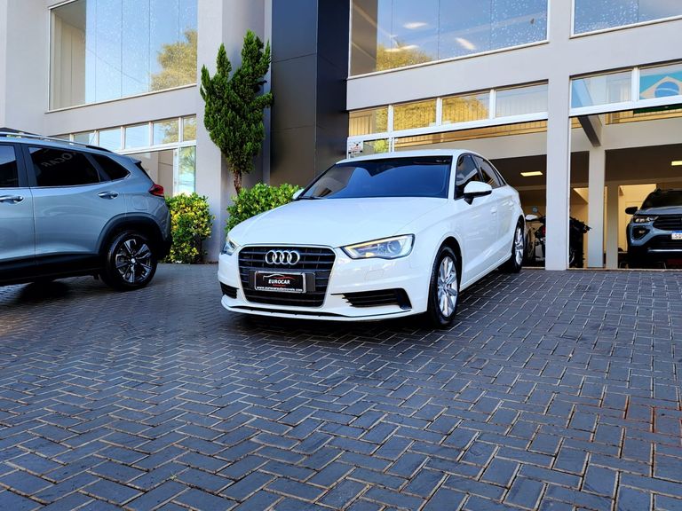 Audi A3 Sedan 1.4/ Attra. 16V TB FSI S-tronic