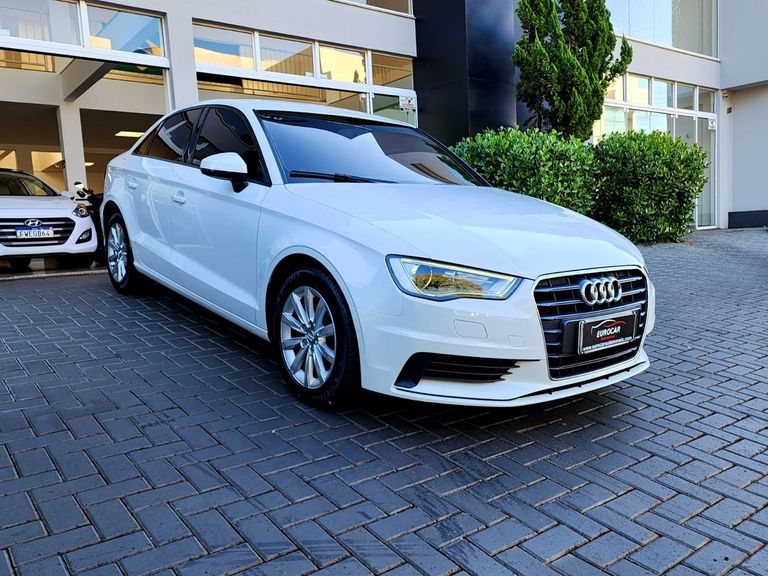 Audi A3 Sedan 1.4/ Attra. 16V TB FSI S-tronic