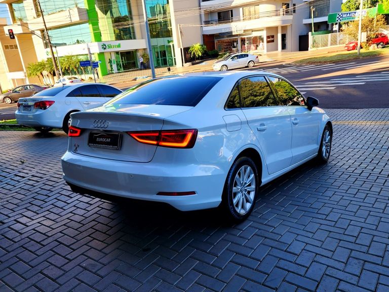 Audi A3 Sedan 1.4/ Attra. 16V TB FSI S-tronic