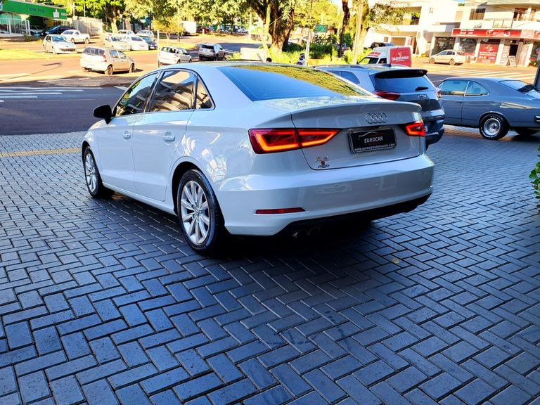 Audi A3 Sedan 1.4/ Attra. 16V TB FSI S-tronic