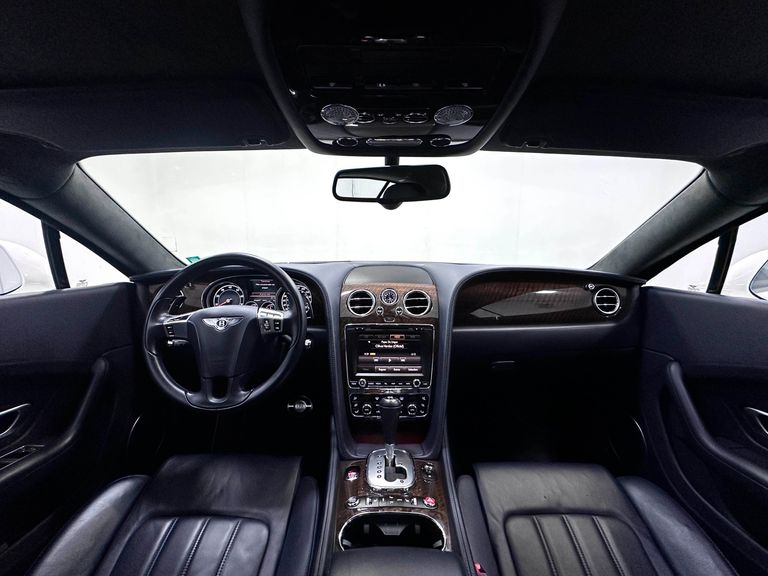 BENTLEY gt v8