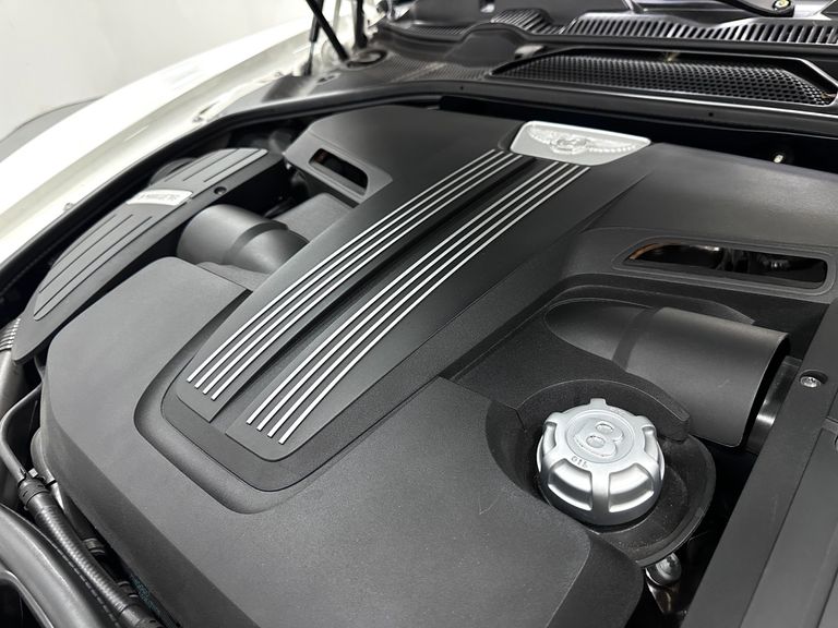 BENTLEY gt v8