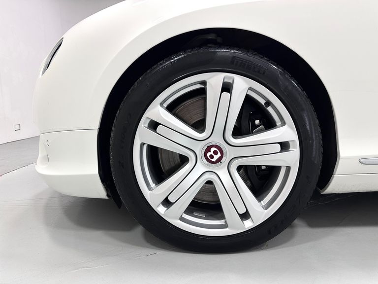 BENTLEY gt v8