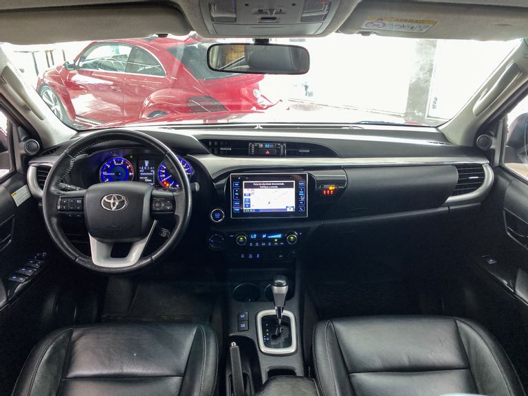 Toyota Hilux CD SRX 4x4 2.8 TDI 16V Diesel Aut.