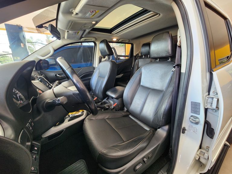 Nissan Frontier LE CD 4x4 2.3 Bi-TB Diesel Aut.
