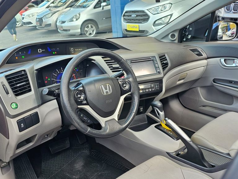 Honda Civic Sedan EXS 1.8/1.8 Flex 16V Aut. 4p