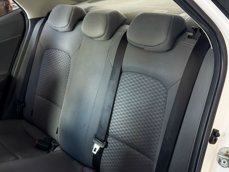 Hyundai HB20S Vision 1.6 Flex 16V Aut.