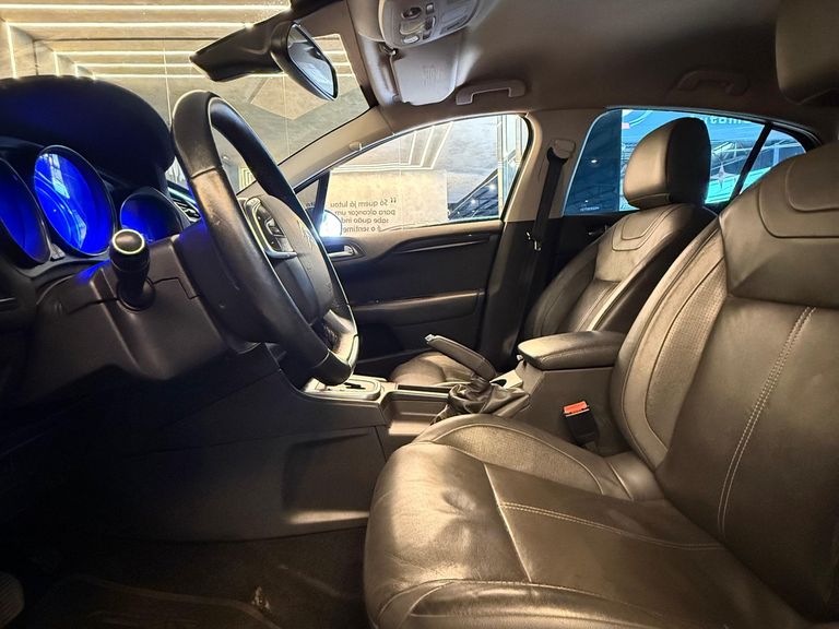 Citroën C4 LOUNGE Exclusive 1.6 Turbo 4p Aut.