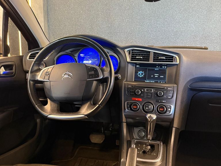 Citroën C4 LOUNGE Exclusive 1.6 Turbo 4p Aut.