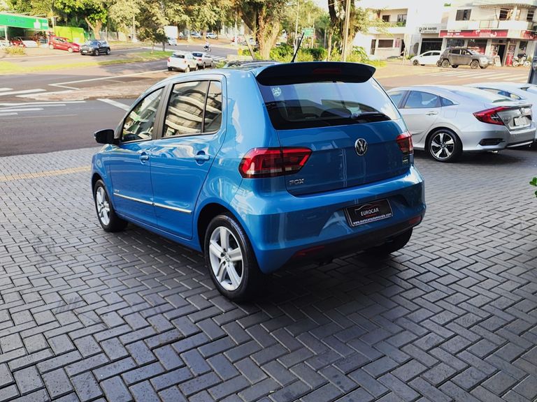 VolksWagen Fox Highline1.6 Flex 16V 5p