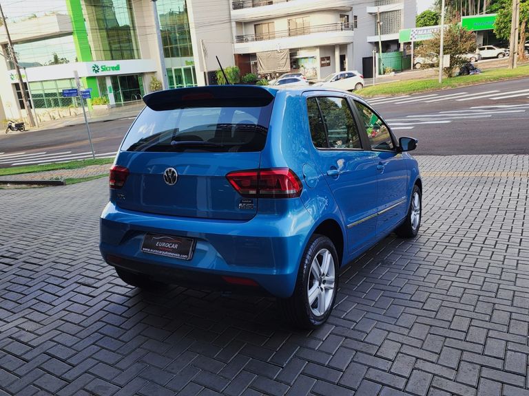 VolksWagen Fox Highline1.6 Flex 16V 5p