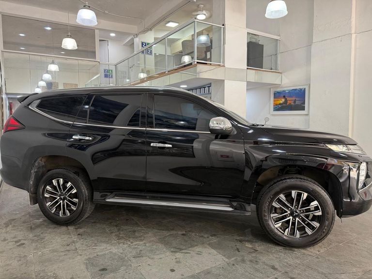 Mitsubishi Pajero Sport HPE 2.4 4x4 Diesel Aut.