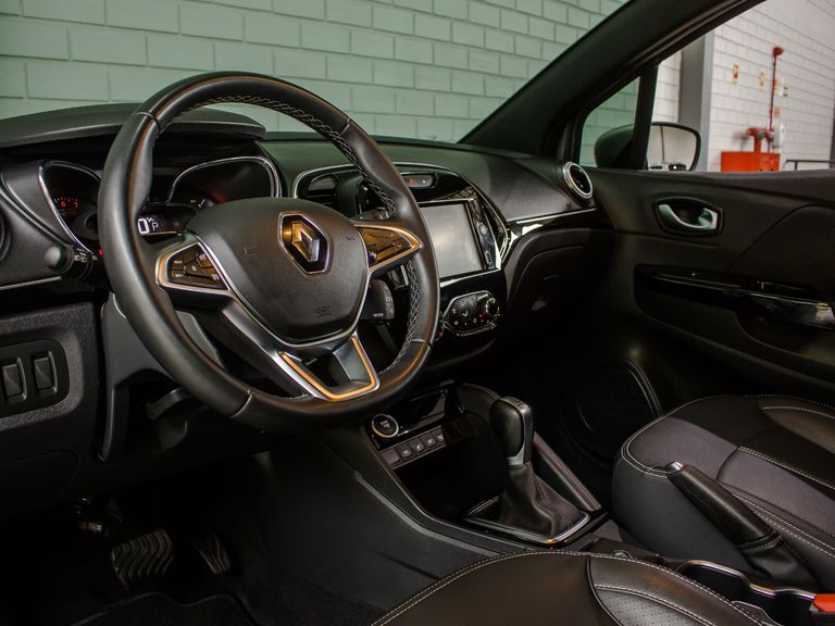 Renault CAPTUR Intense 1.3 TB 16V Flex 5p Aut.