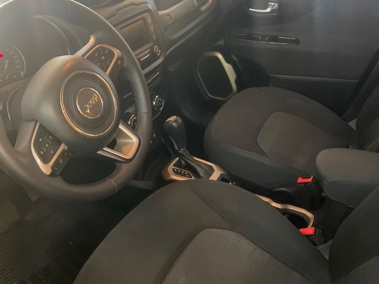 Jeep Renegade Sport 1.8 4x2 Flex 16V Aut.