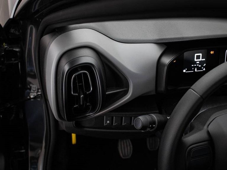 Citroën C3 Live Pack 1.0 Flex 6V 5p Mec.