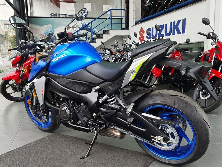 SUZUKI GSX-S 1000