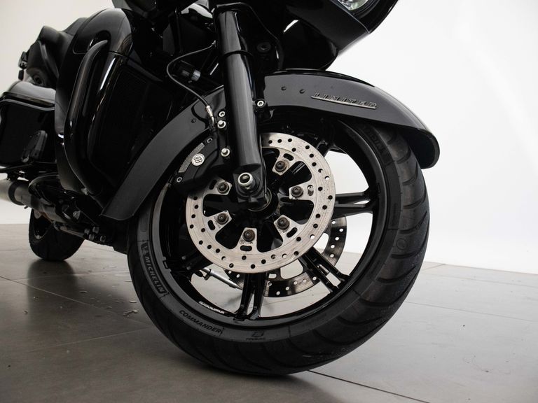 Harley ROAD GLIDE LIMITED FLTRK