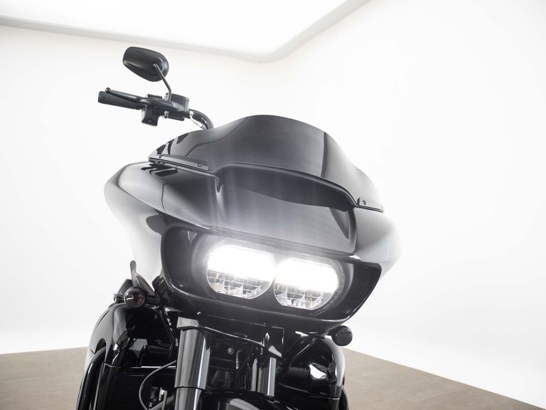 Harley ROAD GLIDE LIMITED FLTRK