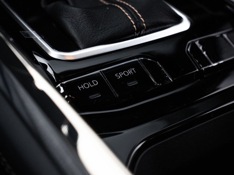 Jeep Commander Limited T270 1.3 TB Flex Aut.