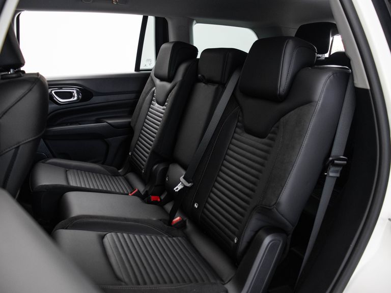 Jeep Commander Limited T270 1.3 TB Flex Aut.