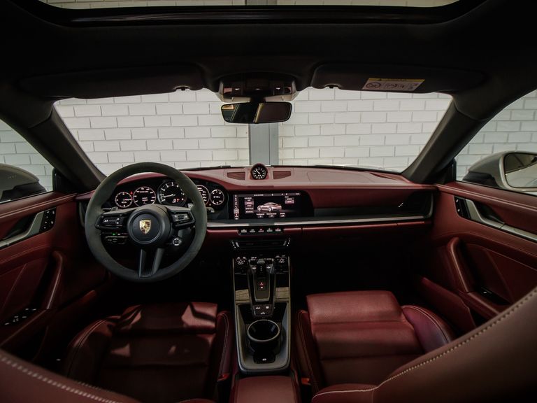 Porsche 911 Carrera Coupe 3.0 (991/992)
