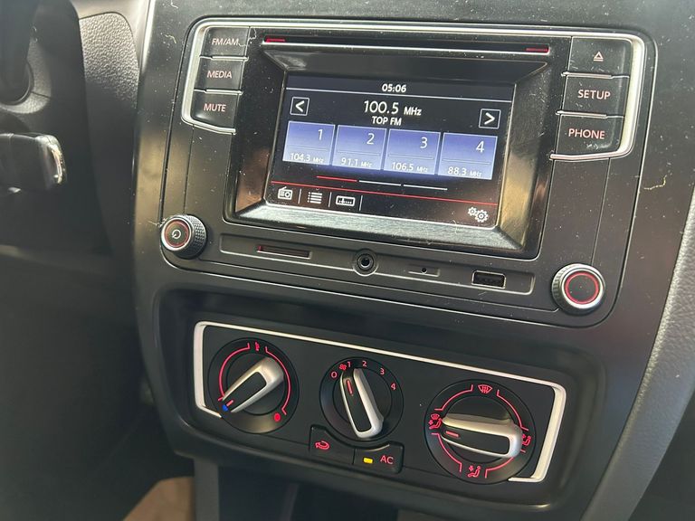 VolksWagen Fox RUN 1.6 Flex 8V 5p