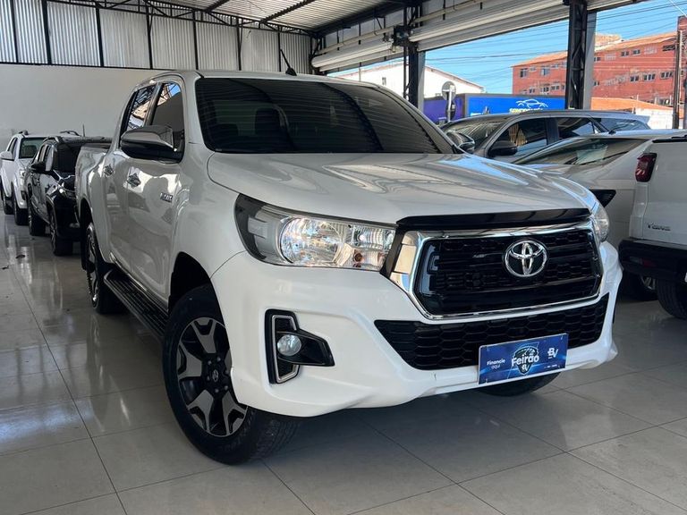 Toyota Hilux CD SRV 4x4 2.8 TDI Diesel Aut.