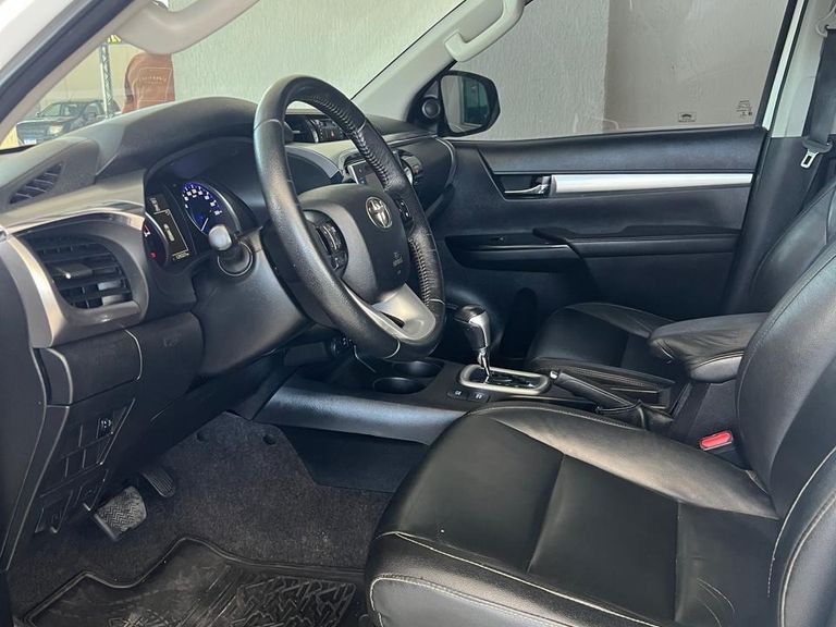 Toyota Hilux CD SRV 4x4 2.8 TDI Diesel Aut.