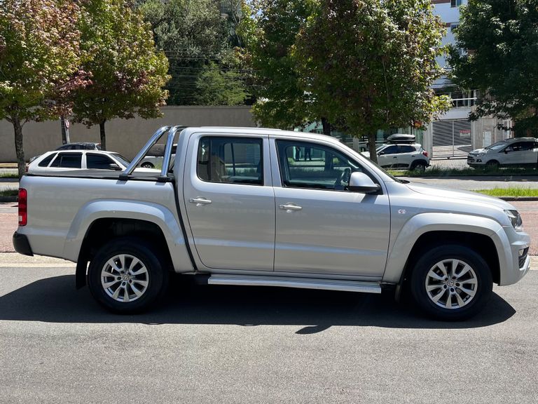 VolksWagen AMAROK Comfor. CD 2.0 TDI 4x4 Dies. Aut.