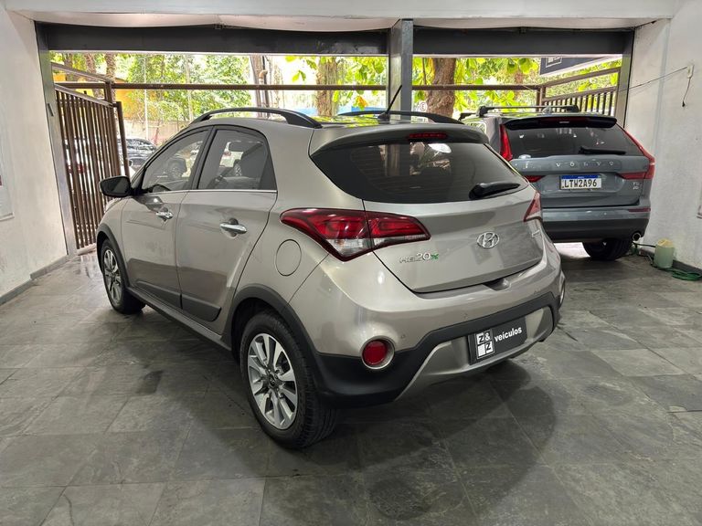Hyundai HB20X Premium 1.6 Flex 16V Aut.