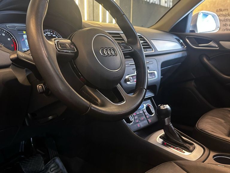 Audi Q3 1.4 TFSI/TFSI Flex S-tronic 5p