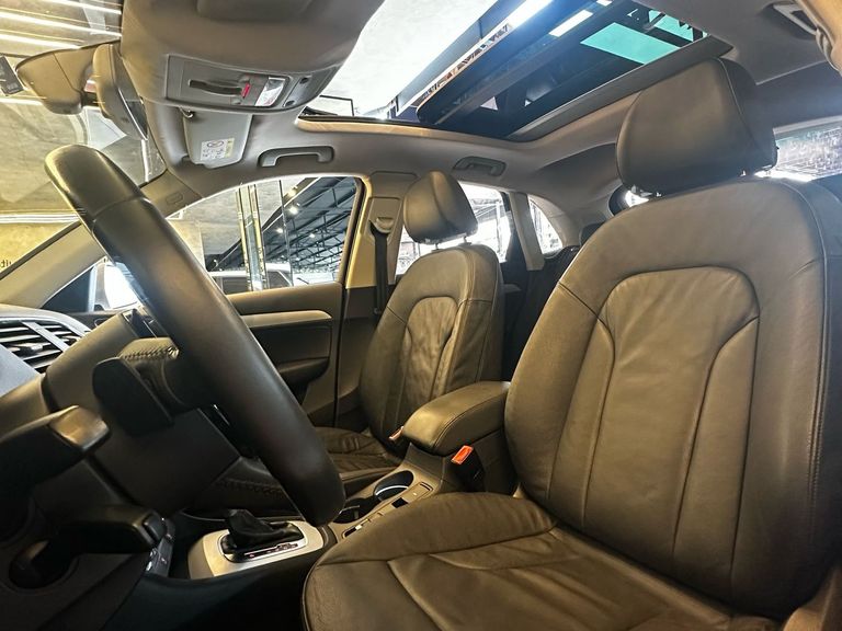 Audi Q3 1.4 TFSI/TFSI Flex S-tronic 5p